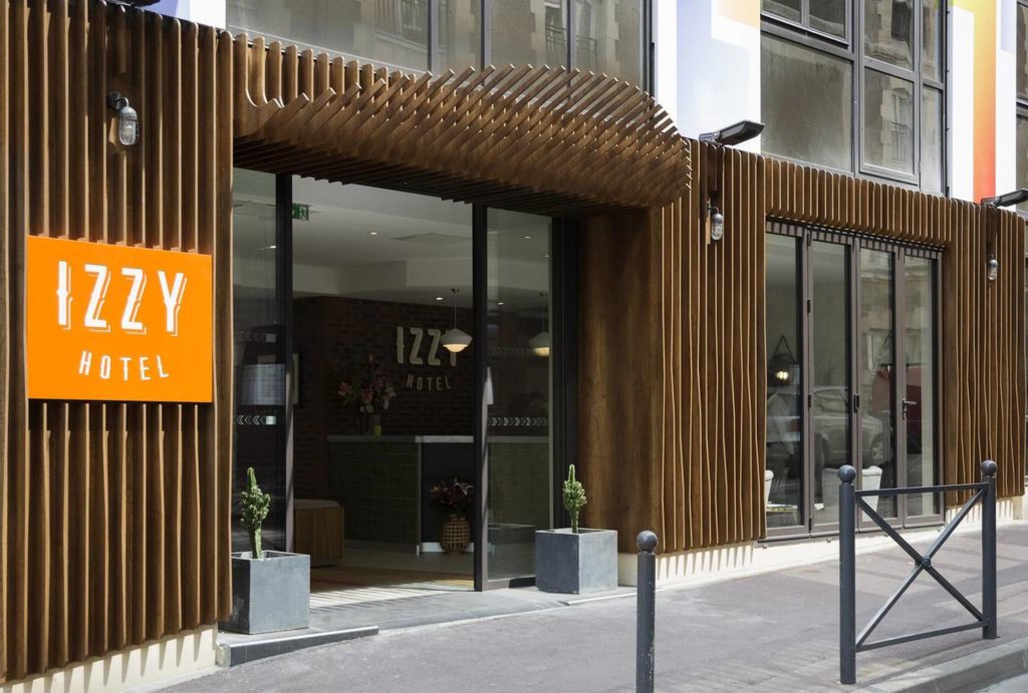Hotel Izzy Issy-les-Moulineaux Bagian luar foto