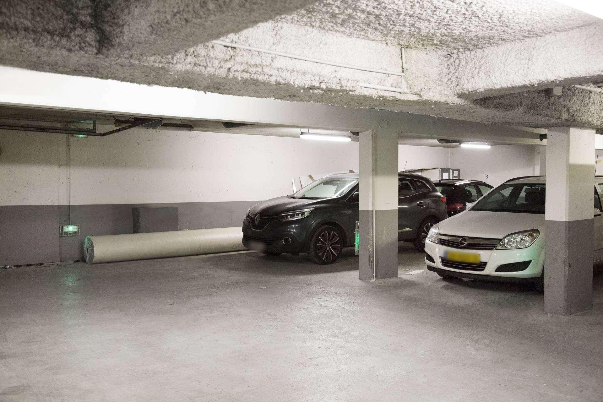Hotel Izzy Issy-les-Moulineaux Bagian luar foto