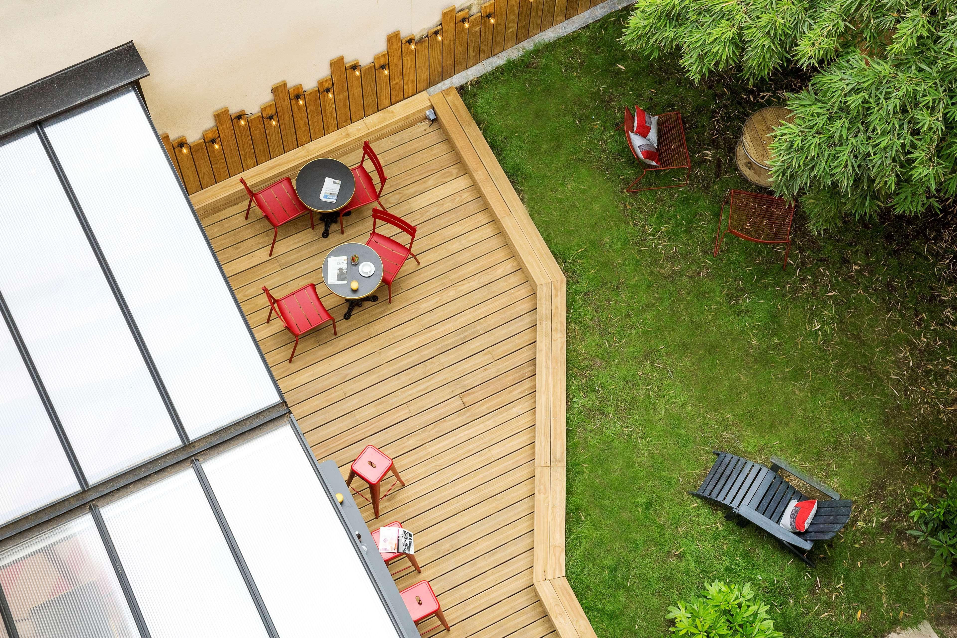 Hotel Izzy Issy-les-Moulineaux Bagian luar foto