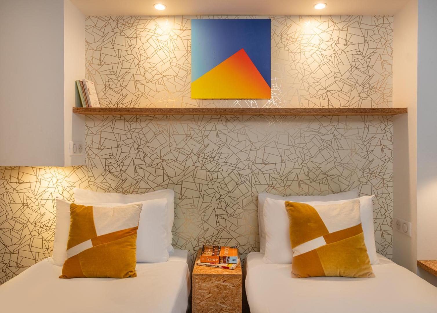 Hotel Izzy Issy-les-Moulineaux Bagian luar foto