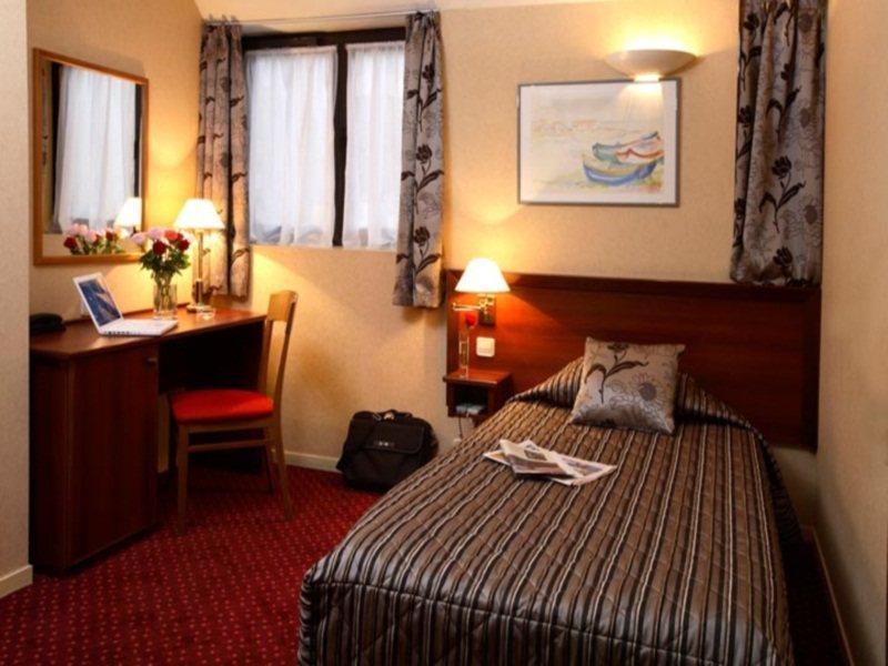 Hotel Izzy Issy-les-Moulineaux Ruang foto