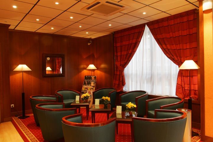 Hotel Izzy Issy-les-Moulineaux Bagian luar foto
